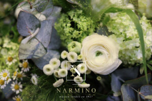 Bouquet of white seasonal flowers