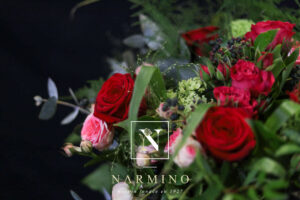 Red round bouquet of seasonal flowers Narmino