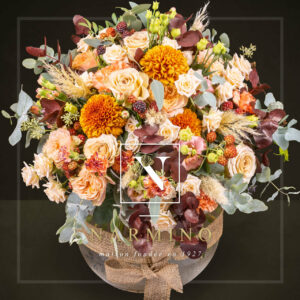 Des fleurs et des teintes automnales pour ce magnifique bouquet de saison aux couleurs ocres et pastel.