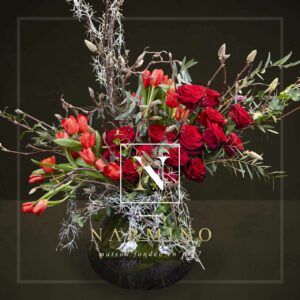 Appassionata, notre bouquet spécial pour la Saint Valentin, réalisé à partir de roses et tulipes rouges.