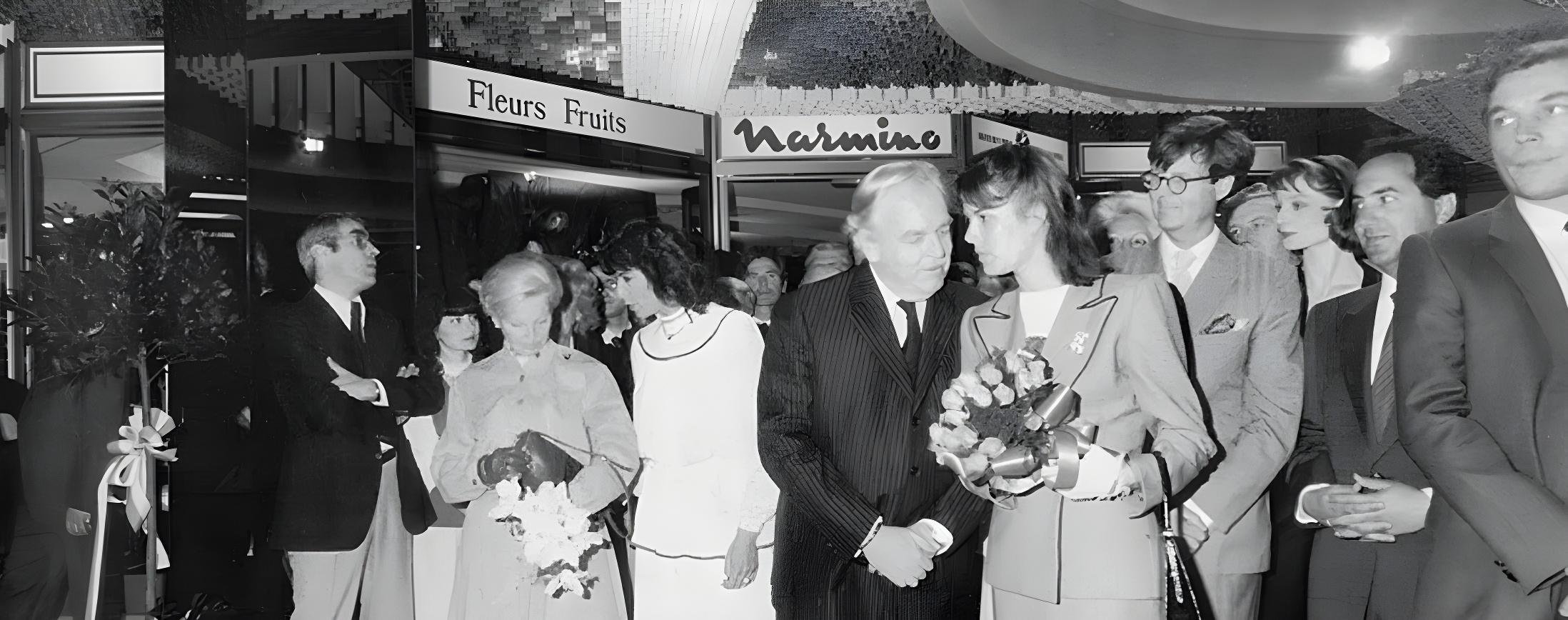 freepikle-prince-rainier-avec-la-princesse-caroline-et-la-princesse-stephanie-de-monaco
